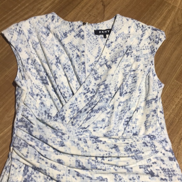 DKNY dress size 2 - Picture 3 of 10